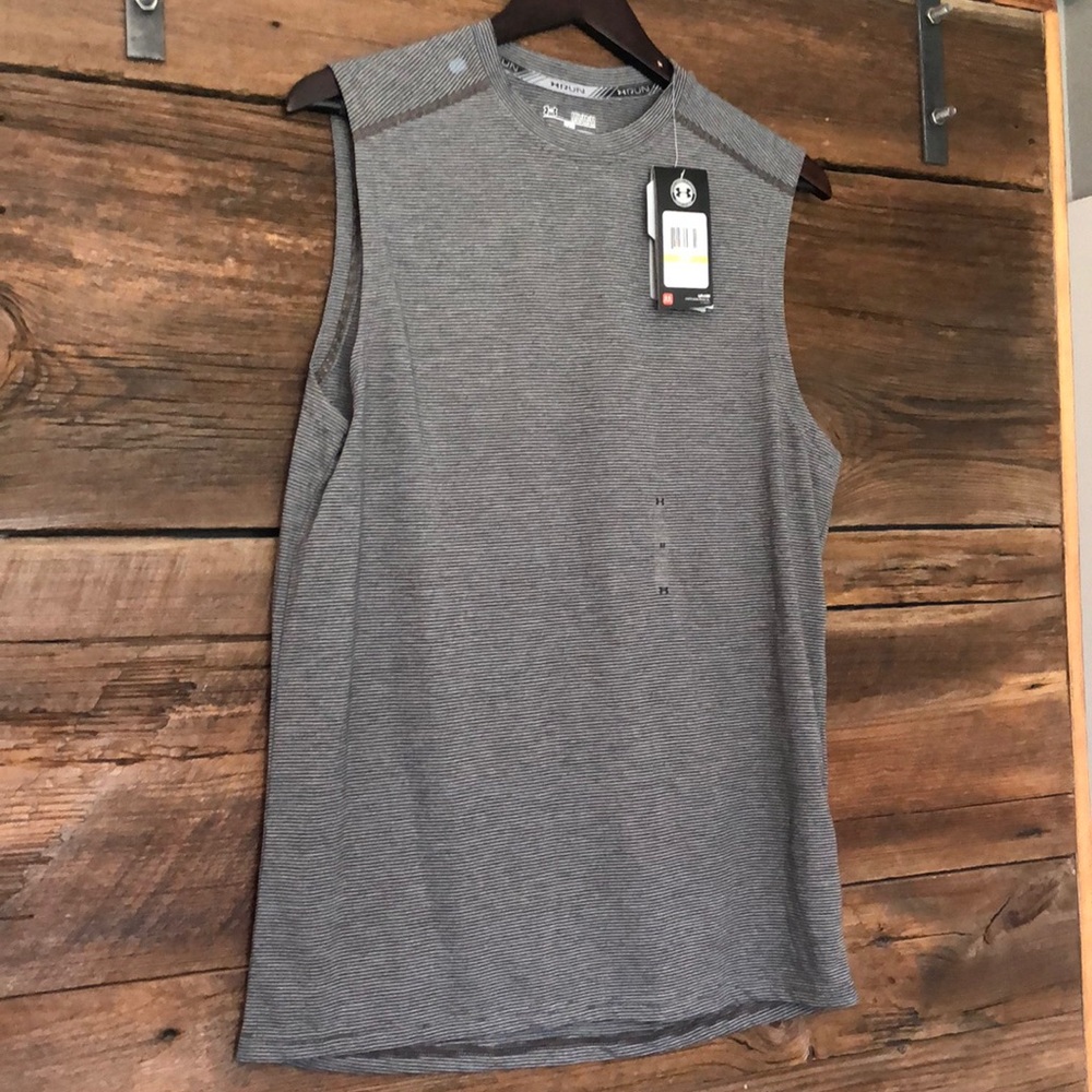 UA men’s run tank
